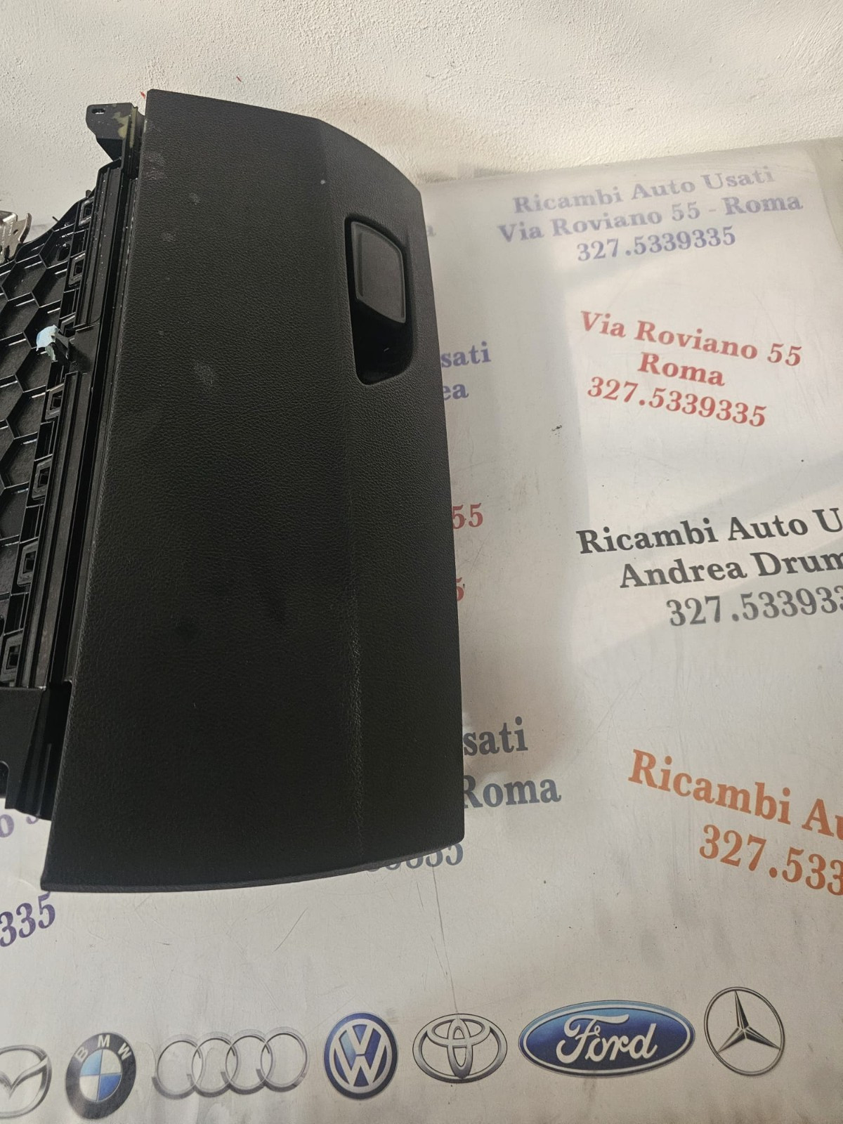 VANO CASSETTO PORTAOGGETTI LATO PASSEGERO SMART FORTWO 451 - immagine 2