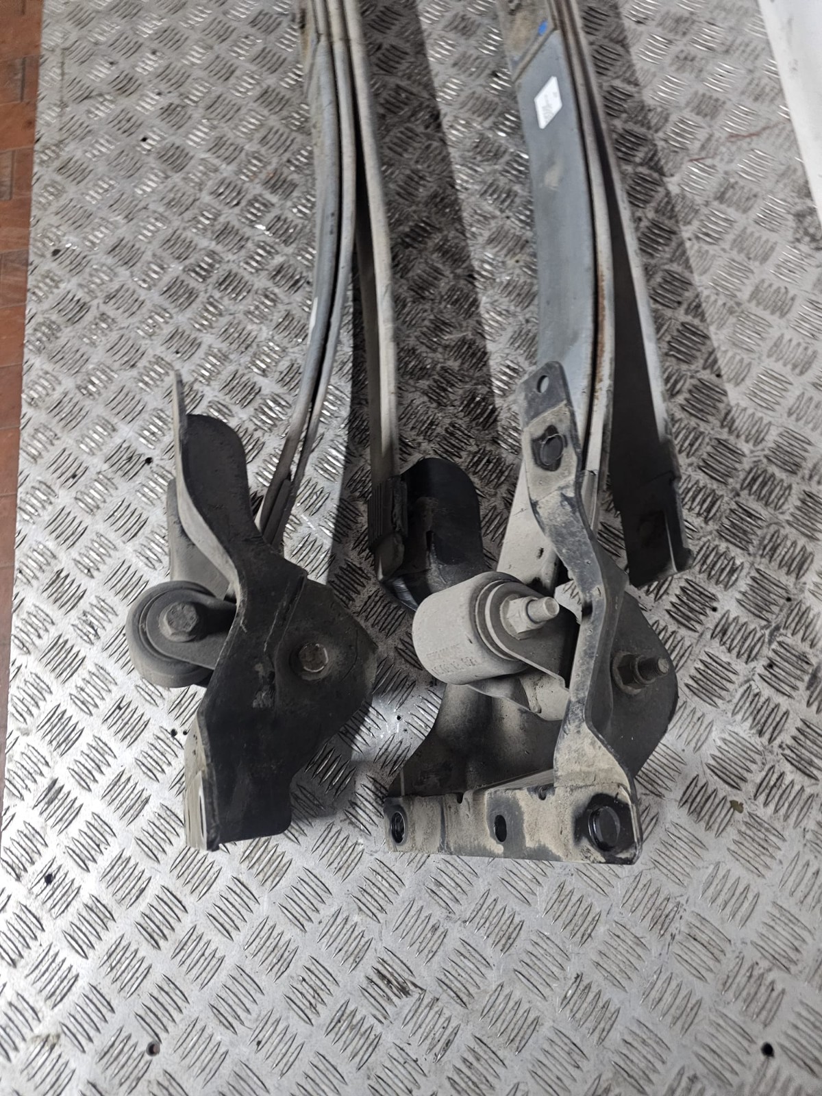 BALESTRA POSTERIORE OPEL MOVANO /RENAULT MASTER 2011-2018 2.3 DIESEL - immagine 7