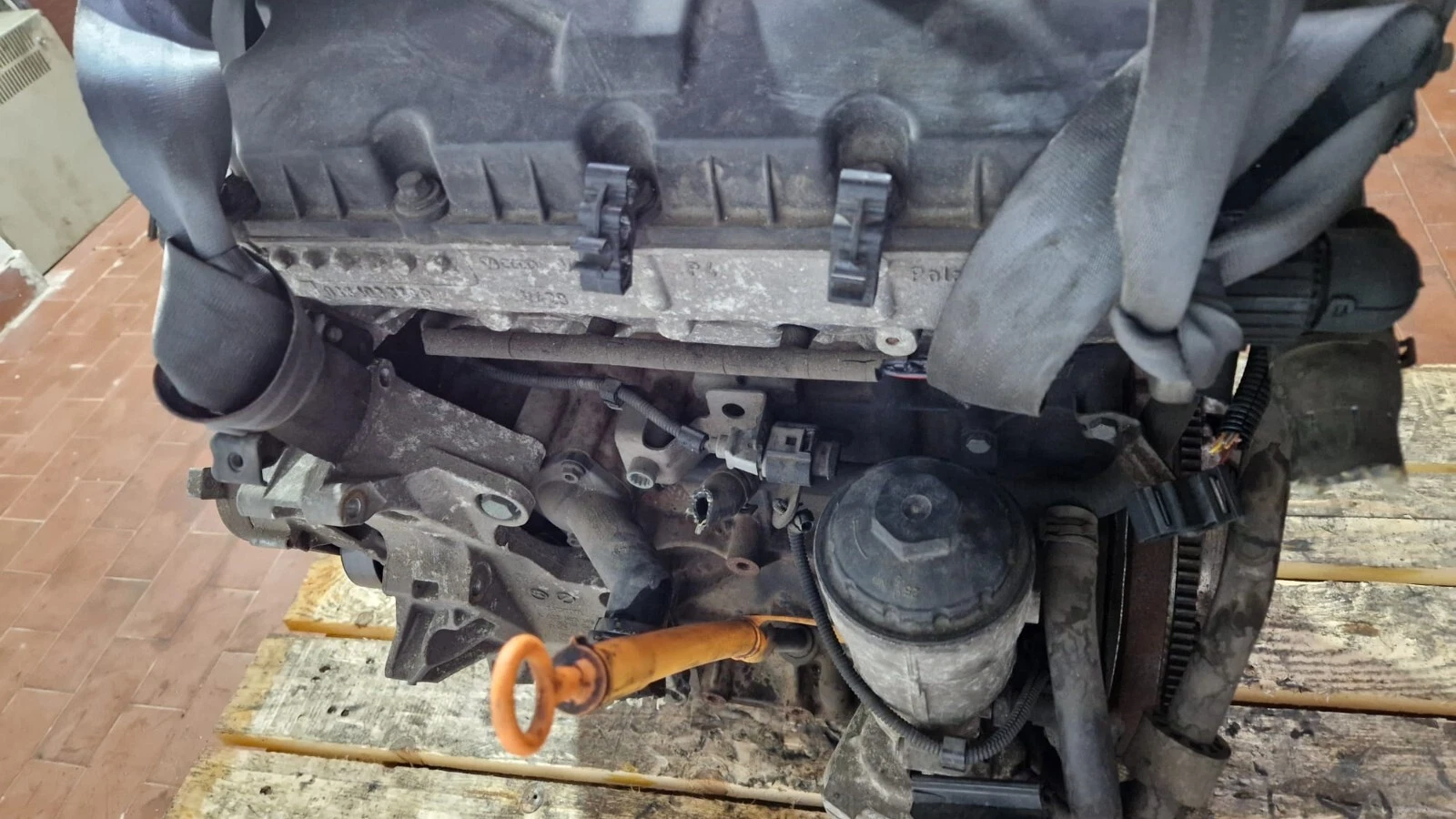 Motore Volkswagen CADDY 2.0 diesel codice motore BDY km 136.000 2008 - immagine 2
