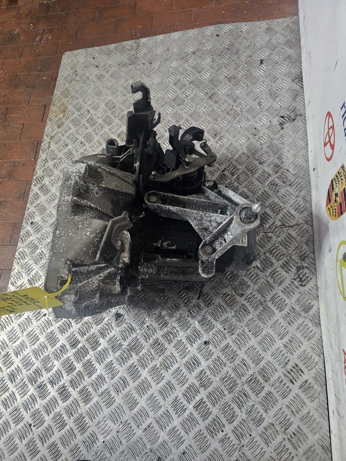 CAMBIO NISSAN JUKE 1.6 BENZINA 5 MARCE 2014-2018 KM 133.000 COD JR5339 - immagine 7