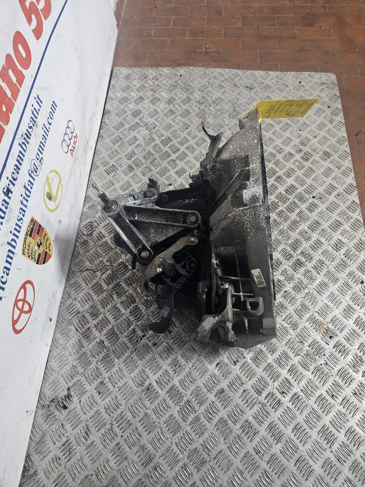 CAMBIO NISSAN JUKE 1.6 BENZINA 5 MARCE 2014-2018 KM 133.000 COD JR5339 - immagine 9