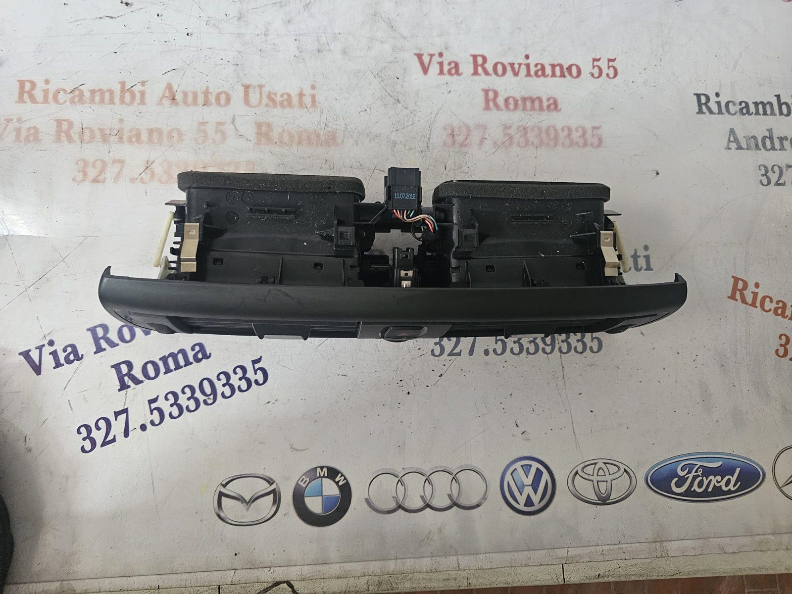 BLOCCHETTO ARIA +PULSANTE APERTURA 4FRECCE BMW S1 116 BENZ <11-15>COD 9207116-11 // BMW S1 116 BENZ 11-15 AIR BLOCK + OPENING BUTTON 4 ARROW COD 9207116-11 - immagine 2