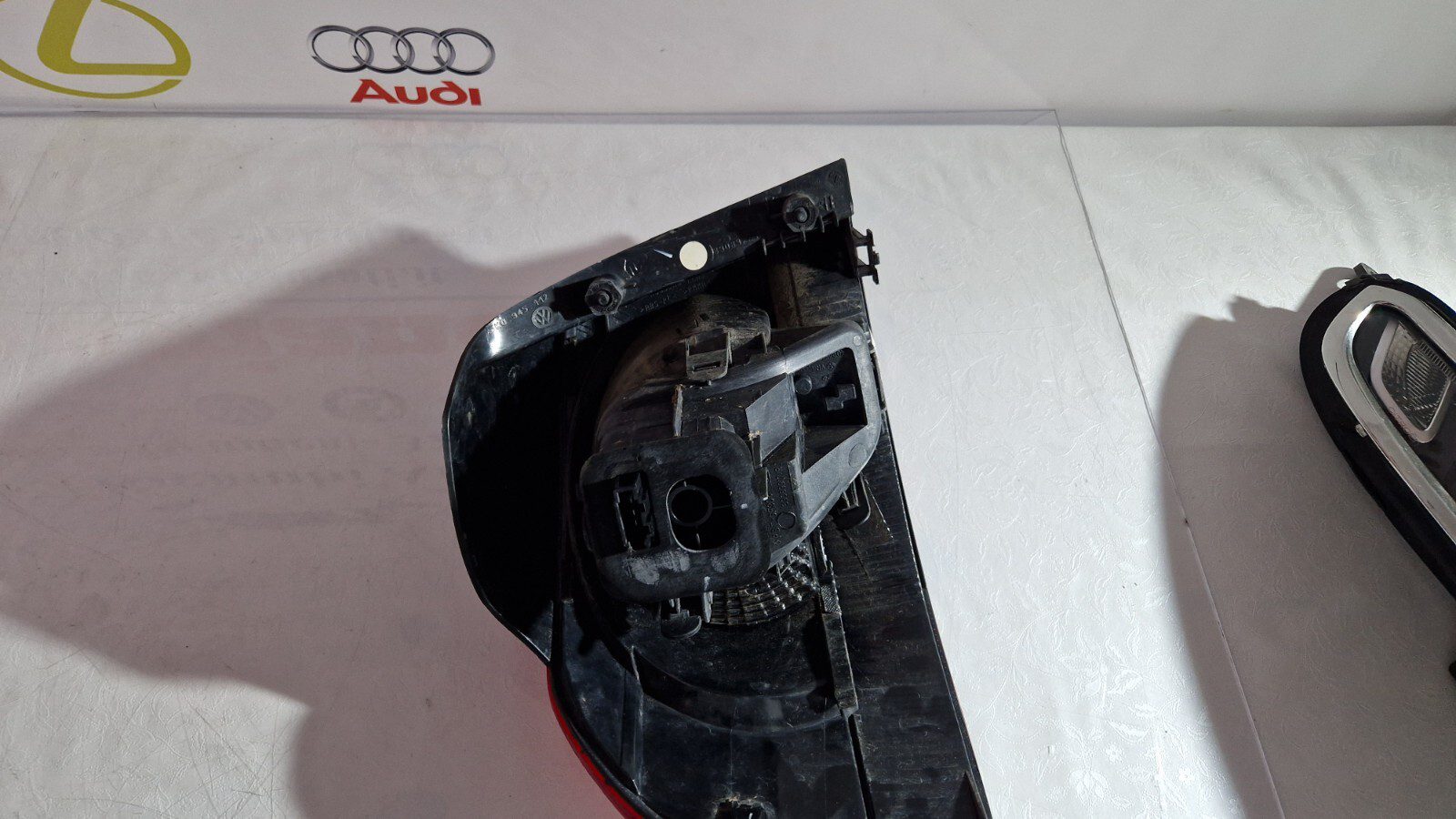 LAMPADA POSTERIORE DX VOLKSWAGEN CODICE 5K0945096E - immagine 5