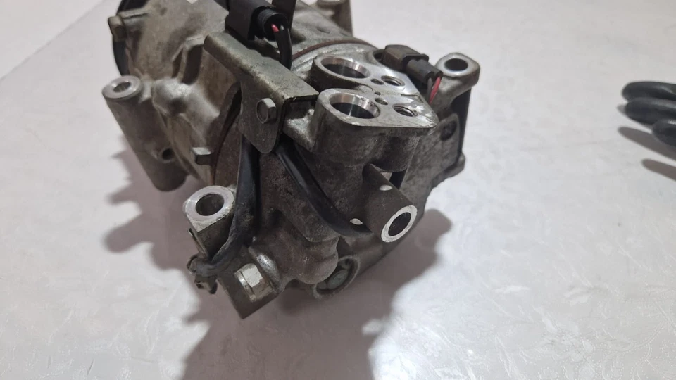 Compressore A/C Mercedes Classe A W196 1,5 Benzina - immagine 4