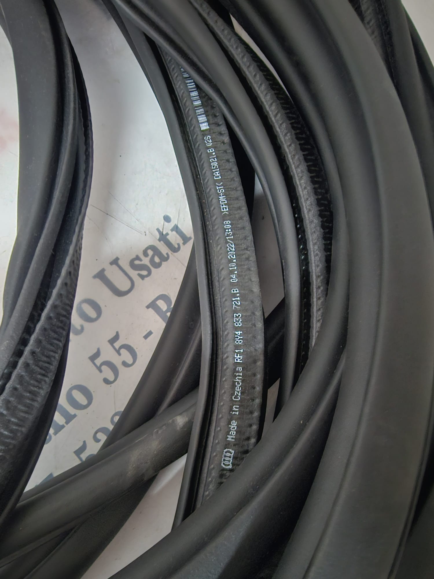 Guarnizione in gomma sportelli audi a3 8 y 2020/2025m cod 8Y4833721B - immagine 2