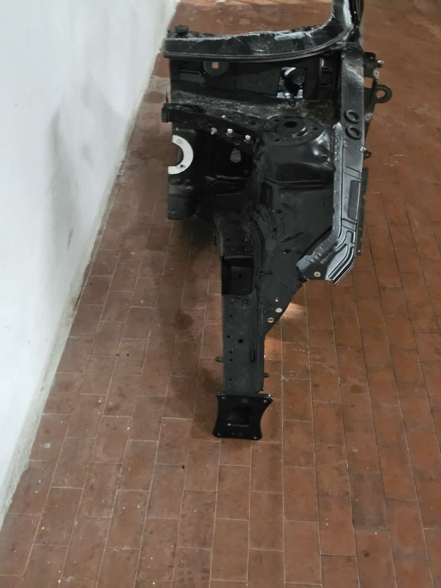 Taglio Longherone montante anteriore sx Audi A3 8Y - immagine 3