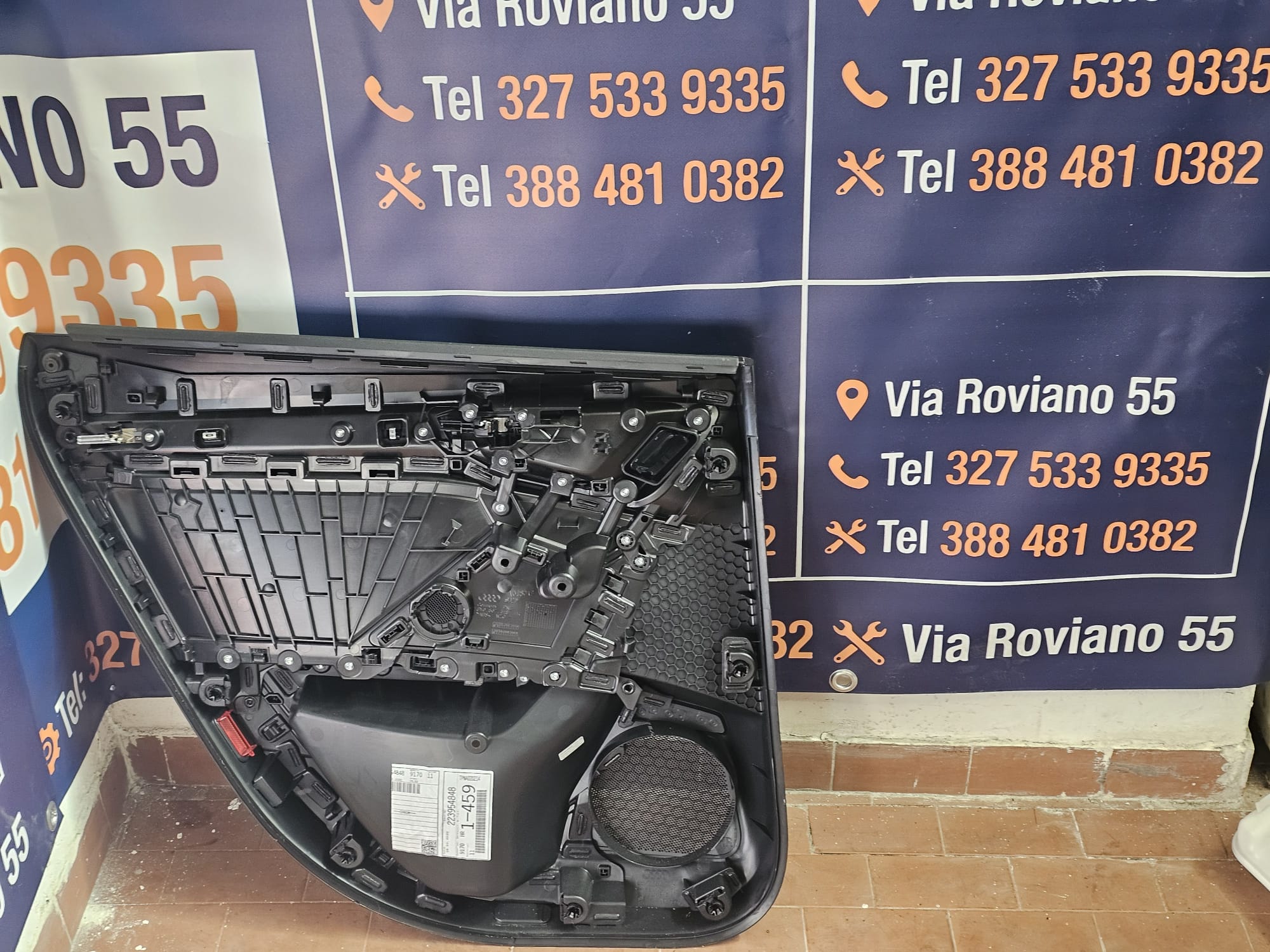 RIVESTIMENTO DELL PANNELLO DELLA PORTA POSTERIORE DX A3 8Y - immagine 2