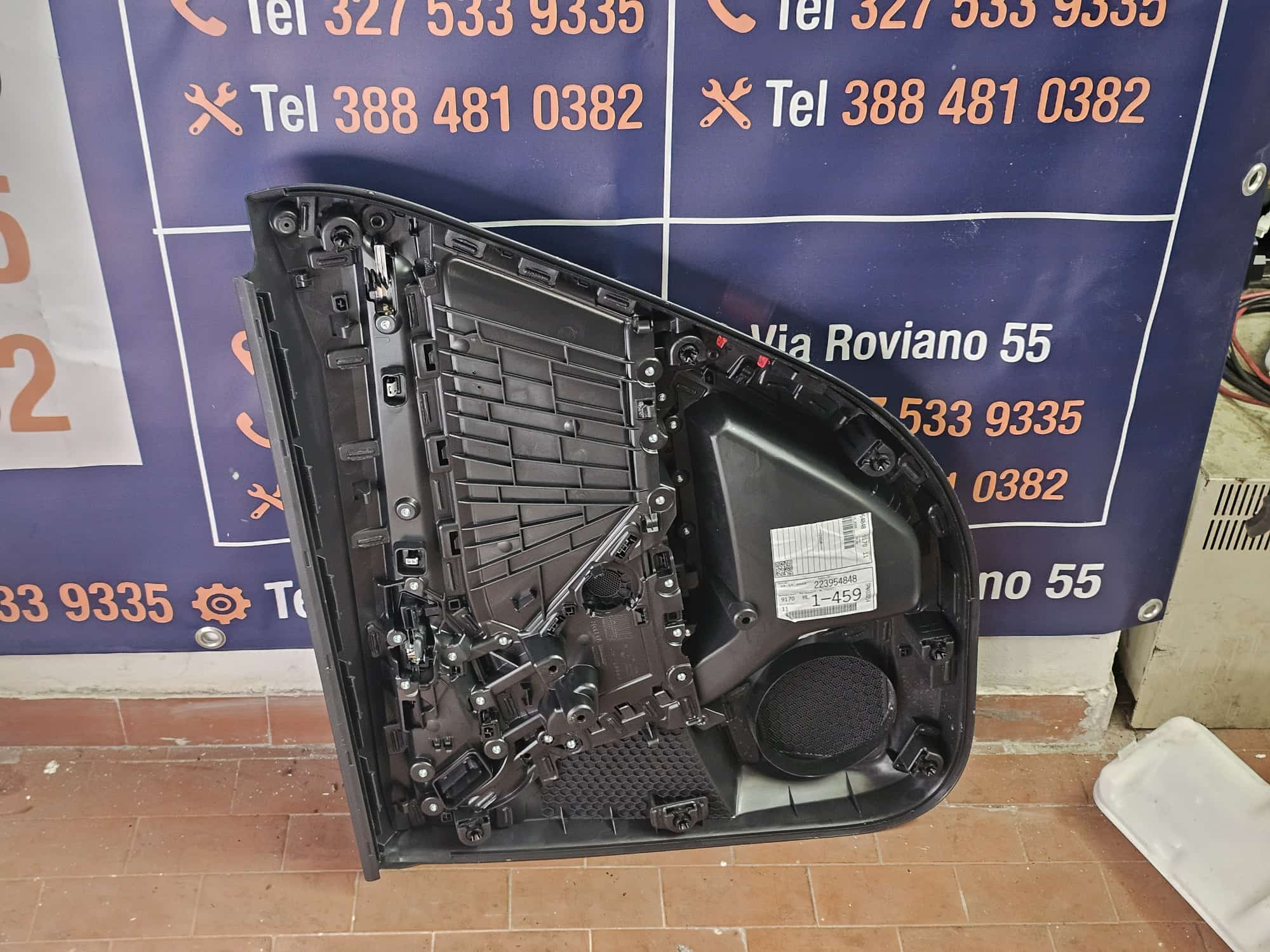 RIVESTIMENTO DELL PANNELLO DELLA PORTA POSTERIORE SX A3 8Y - immagine 2