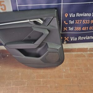 RIVESTIMENTO DELL PANNELLO DELLA PORTA POSTERIORE SX A3 8Y