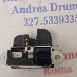 Seratura cofano post golf 6 2009-2014 5K0827505A