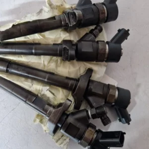 4 INIETTORI BOSH FORD / FOCUS II /PEUGEOT /CITROéN/ 1.6 HDI COD 0445110259