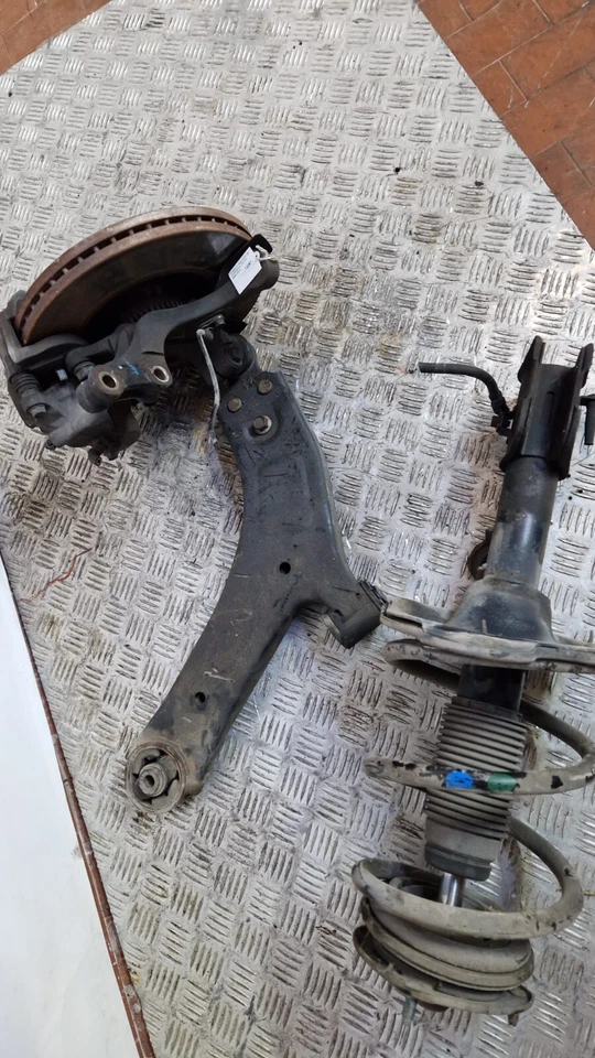 SOSPENSIONE MASSA MECCANICA COMPLETA SX HYUNDAI H1 2004-2013