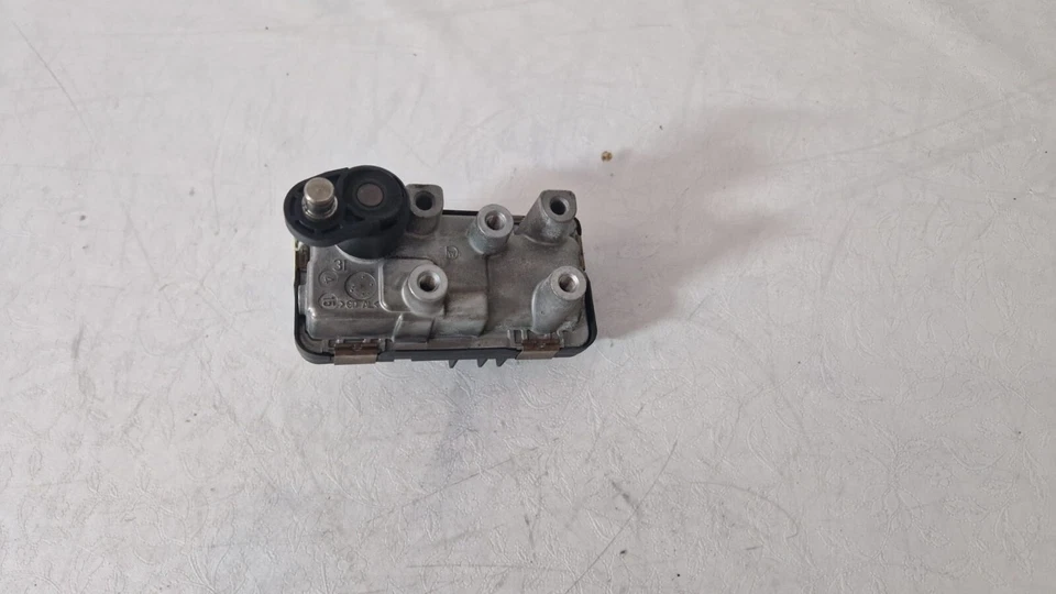 ATTUATORE ELETTRICO HELLA RANGE ROVER DISCOVERY COD 49335-19600 - immagine 3