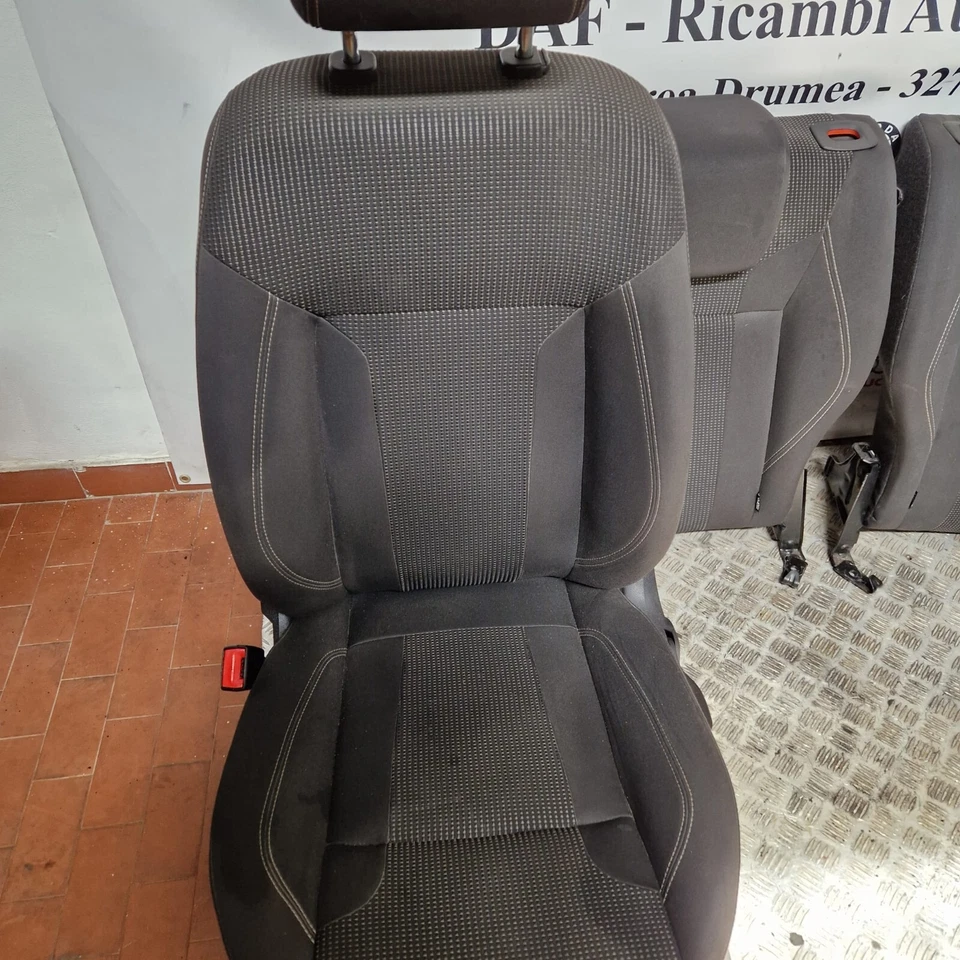 TAPPEZZERIA FORD FIESTA 2011-2017 - immagine 2