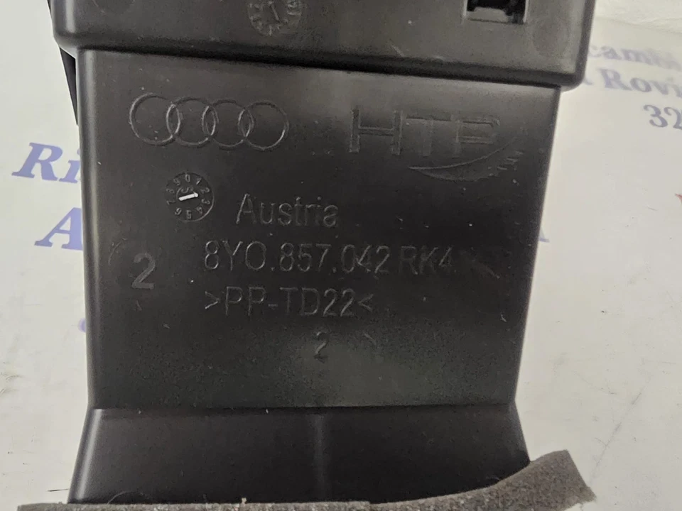 BOCCHETTE ARIA POSTERIORE PER AUDI A3 Sportback (8YA) 8Y0857042 - immagine 4
