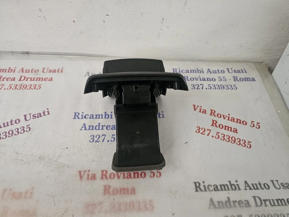 BOCCHETTE ARIA POSTERIORE PER AUDI A3 Sportback (8YA) 8Y0857042 - immagine 2