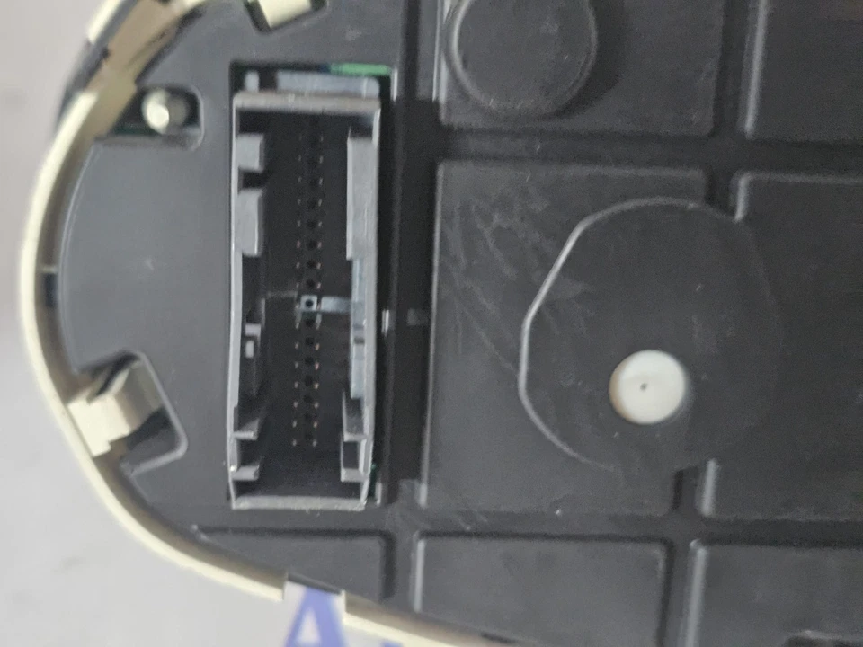 Quadro strumenti Ford Fiesta VI SERIE 1.4 BENZINA 8A6T-10849-AM - immagine 4