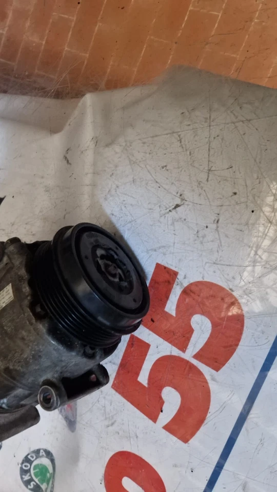 Compressore A/C CLASSE B MERCEDES W2145 COD A0022301411 - immagine 2