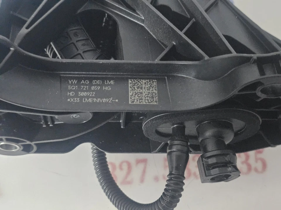 GRUPPO PEDALI COMPLETO DI POMPA FRIZIONE AUDI /GOLF 2.0 DIESEL CODICE 5W172159 - immagine 4