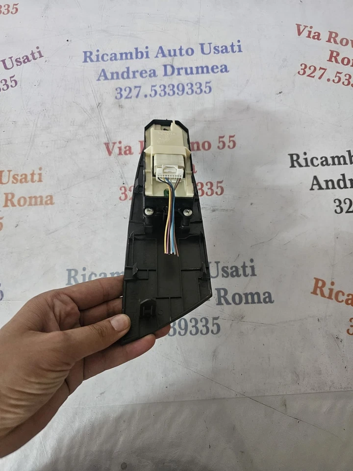 Pulsantiera Alzacristalli Sinistra Sx Toyota iQ Cod 515504 - immagine 2