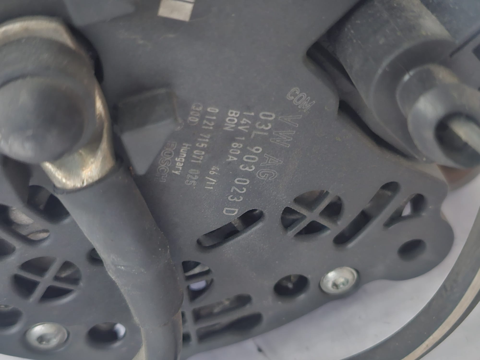 Alternatore Volkswagen Passat Golf Audi A4 A6 2.0 TDI 14V 180A Cod 03L903023D - immagine 3